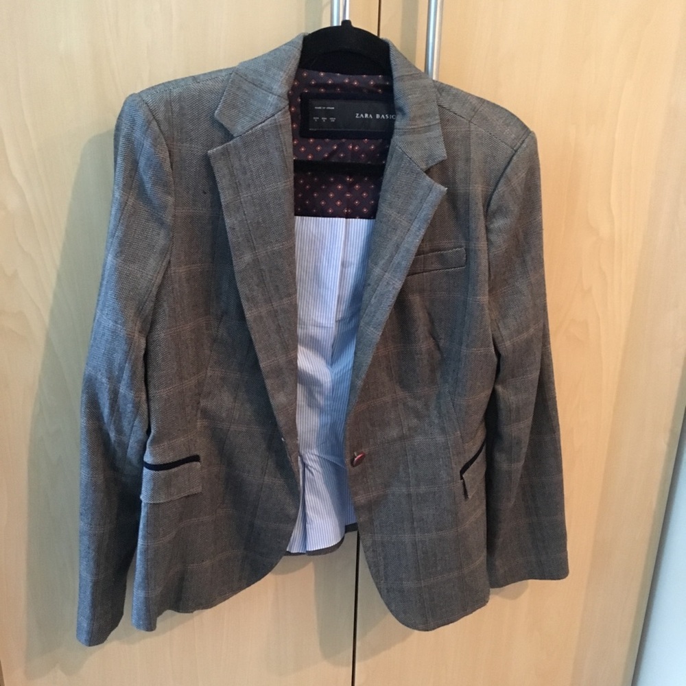 Zara Basic blazer size large